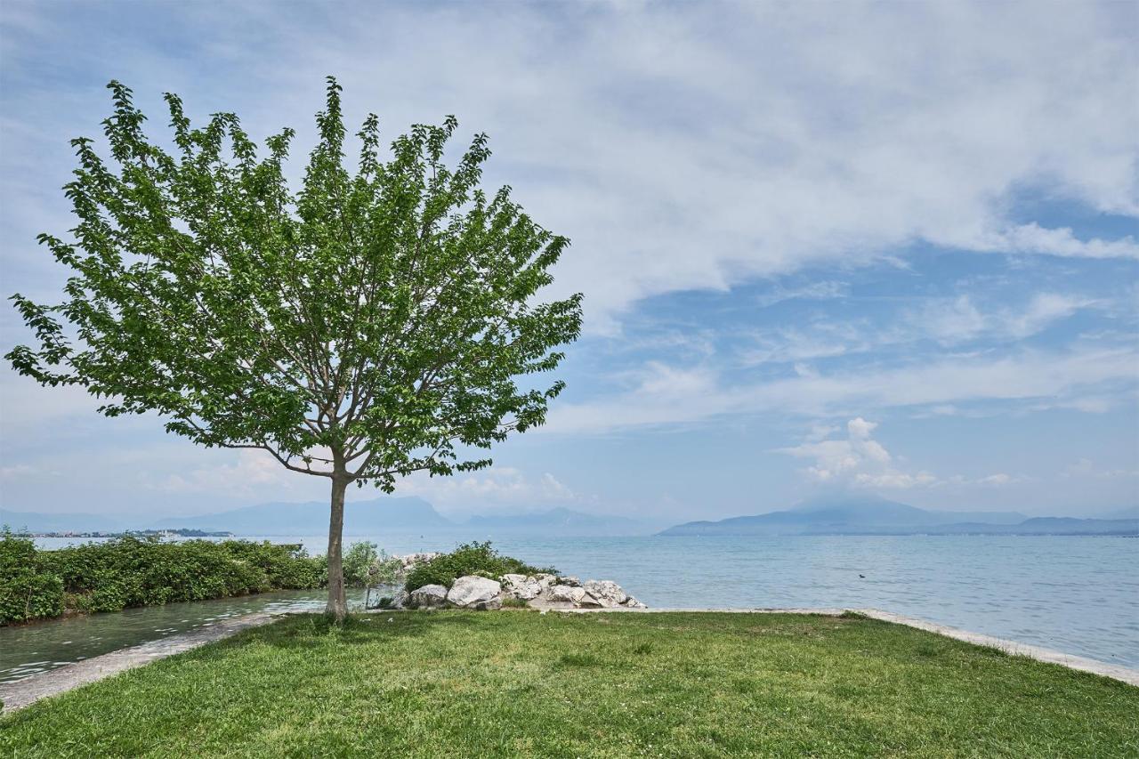 Villaggio Turistico Lugana Marina Sirmione Ngoại thất bức ảnh