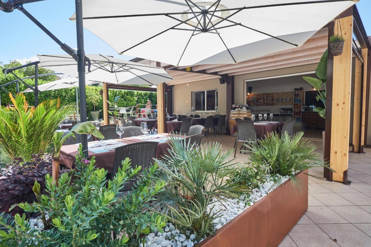 Villaggio Turistico Lugana Marina Sirmione Ngoại thất bức ảnh
